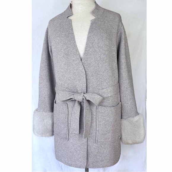 LOVE TOKEN Women Medium Light Gray Knit Faux Fur Trim GINNY Belted Cardigan EUC - Picture 2 of 9